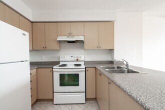 Building Photo - 333 Sidney Belsey Crescent