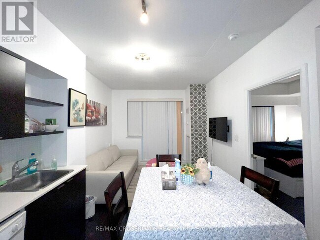 Photo du bâtiment - 35 Hayden St