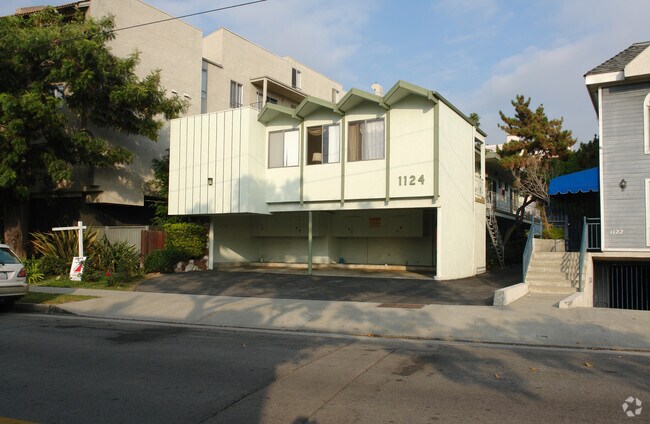 Foto del edificio - 1124 N Columbus Ave