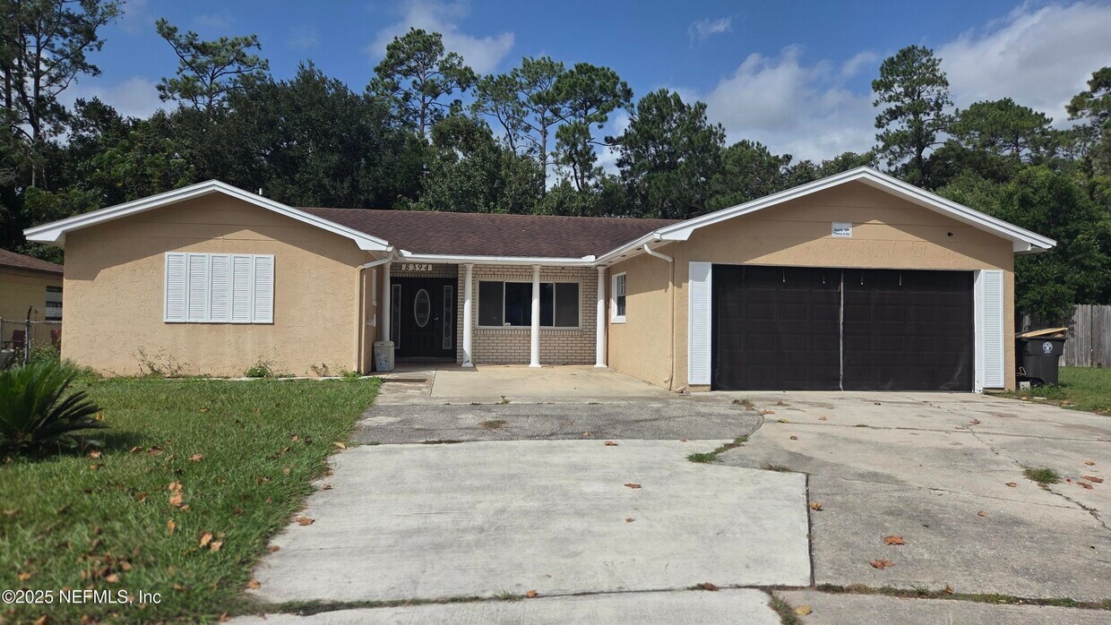 Foto principal - 8394 Kipling Ct