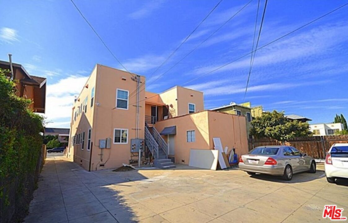 Building Photo - 1536 4th Ave