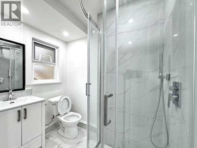 Building Photo - 4720 Ashbury Pl