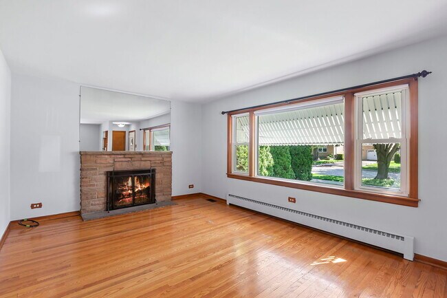 Foto del edificio - 8930 Major Ave