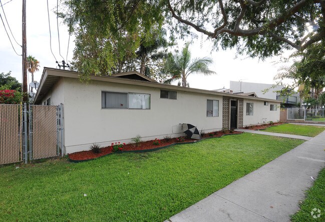 Foto del edificio - 7521 Franklin St