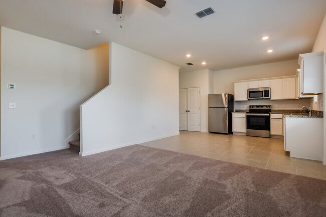 Foto del edificio - 2084 Hemingway Cir