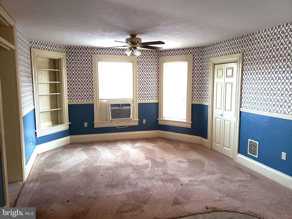 9 Penn St, Hanover, PA 17331 House Rental in Hanover, PA