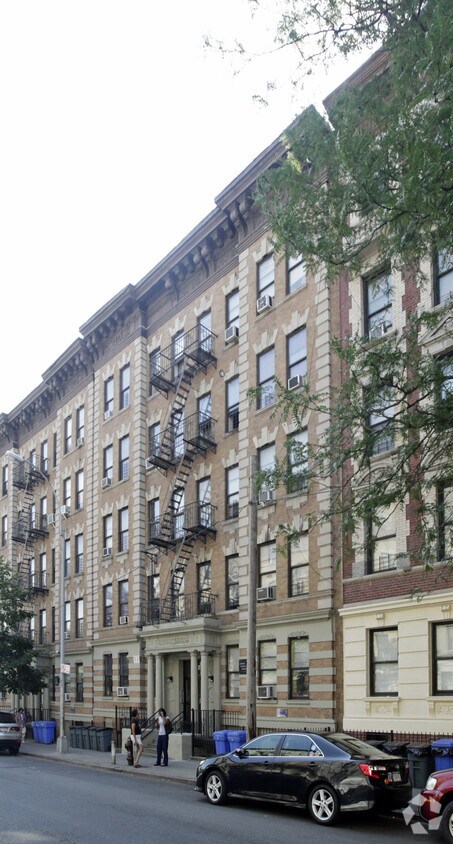 Building Photo - 1222 Boston Rd