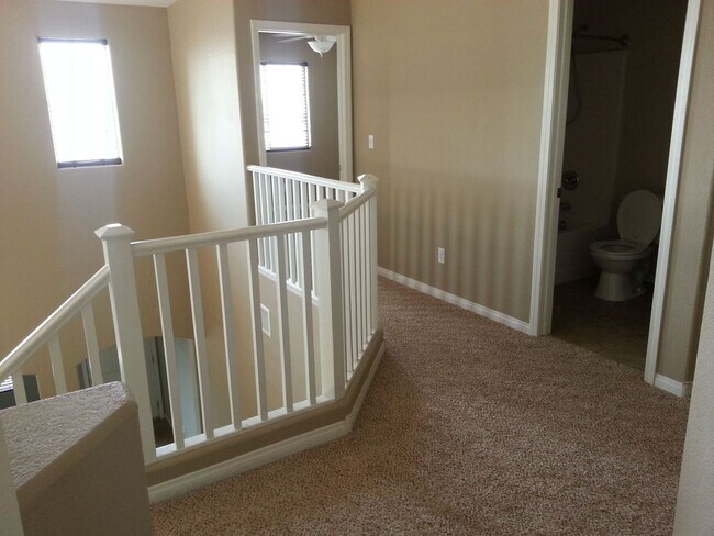 Foto del edificio - 3936 Red Trumpet Ct