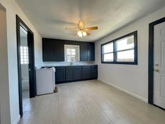 Foto del edificio - Charming 1-bedroom, 1-bathroom