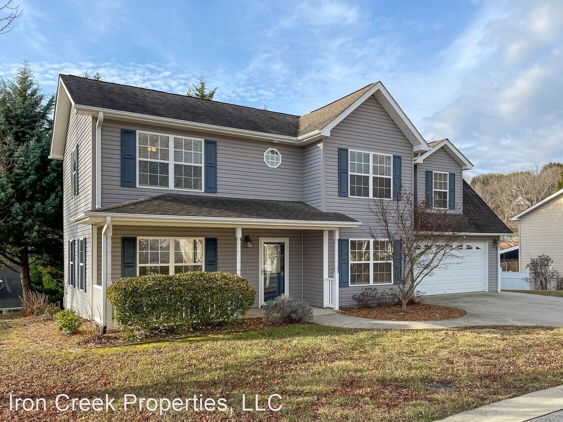 27 Ridgeland Ln, Asheville, NC 28805 House Rental in Asheville, NC