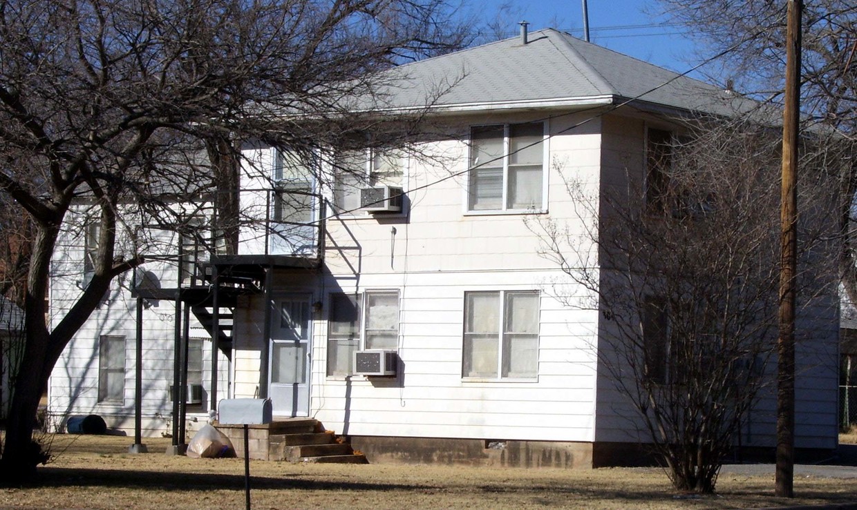 Building Photo - 304 NW 16th St
