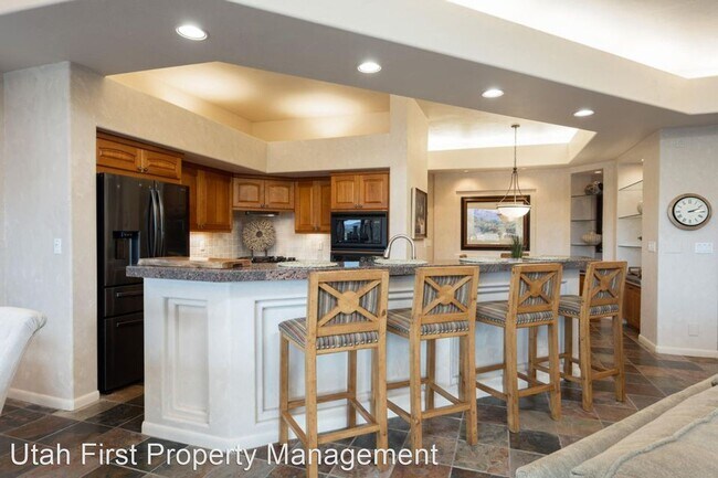 Foto del edificio - 3 br, 3.5 bath House - 2255 N Tuweap #37