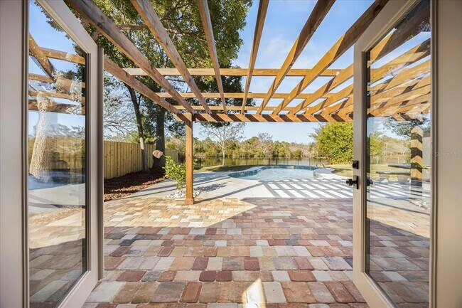 Foto del edificio - 2631 Falmouth Rd