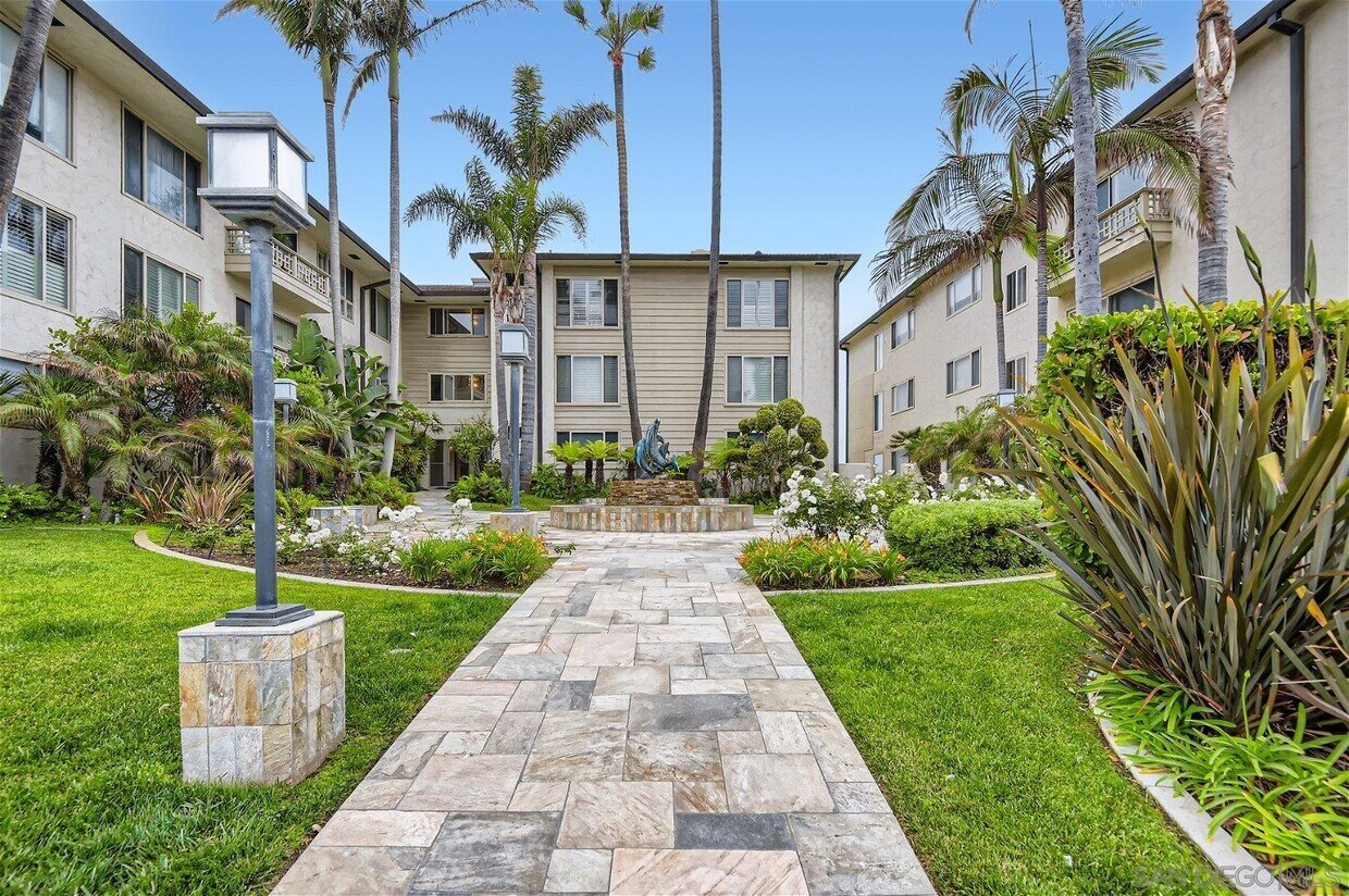 240 Coast Blvd Unit 1D, San Diego, CA 92037 Condo for Rent in San