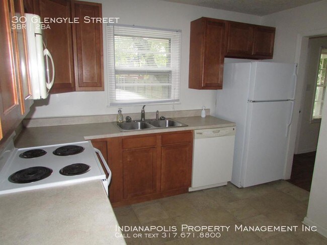 Building Photo - 30 Glengyle Street, Beech Grove, 46107