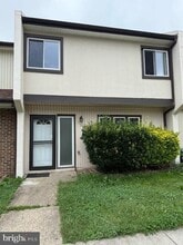 Building Photo - 1305 Wexford Ct