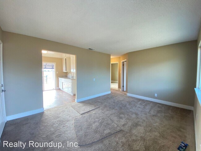 Foto del edificio - 2 br, 1 bath House - 7769 Florencia Ln