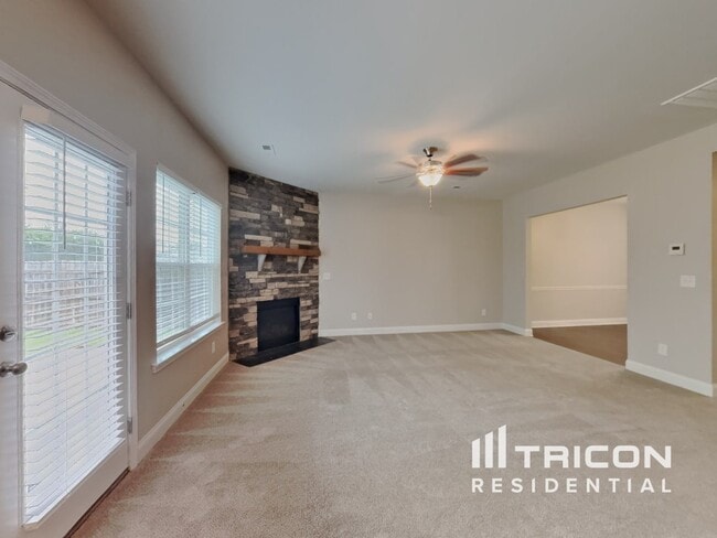 Building Photo - 268 Moonstone Ct