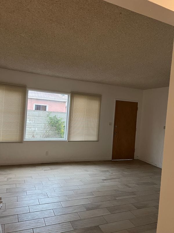 Building Photo - 2770 Glenwood Pl