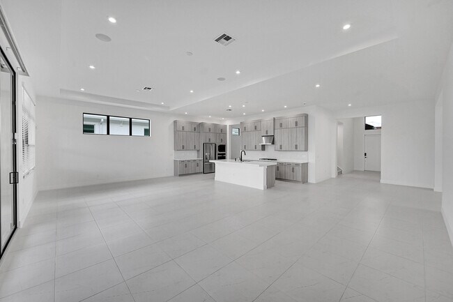 Building Photo - 9520 St Germain Dr