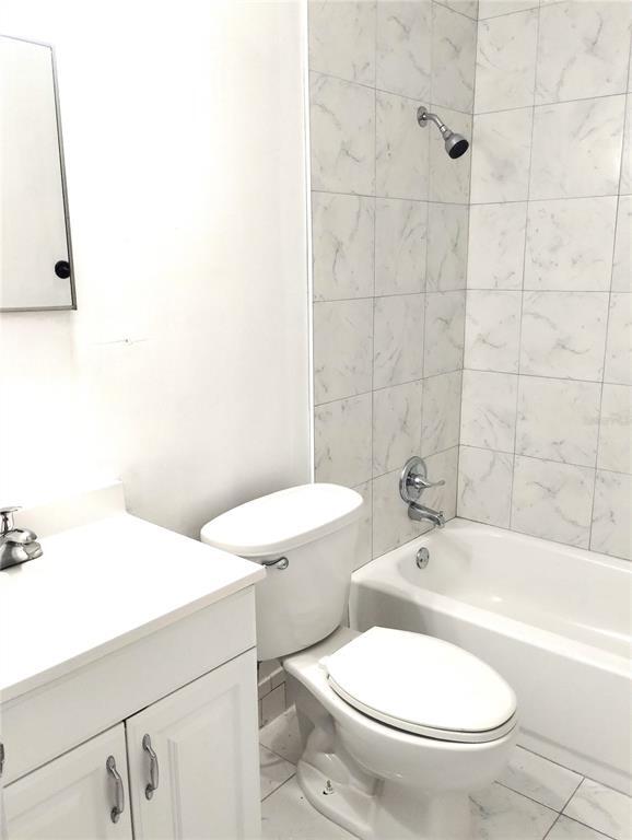 Foto del edificio - 147 Palm Dr