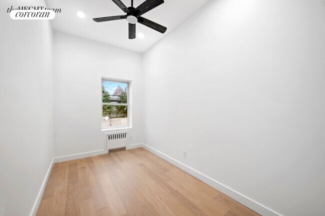 Foto del edificio - 507 Rutland Rd