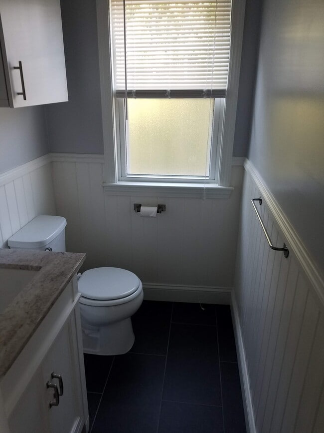 130 Main St Unit 3E, Fairhaven, MA 02719 130 Main St Fairhaven, MA