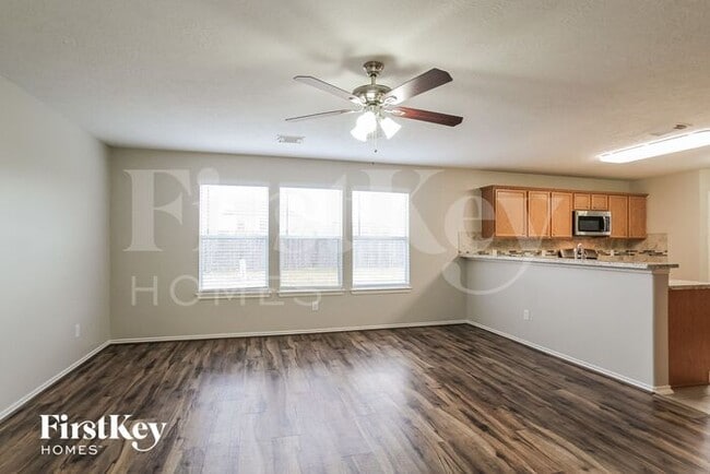 Building Photo - 8002 Echinacea Dr