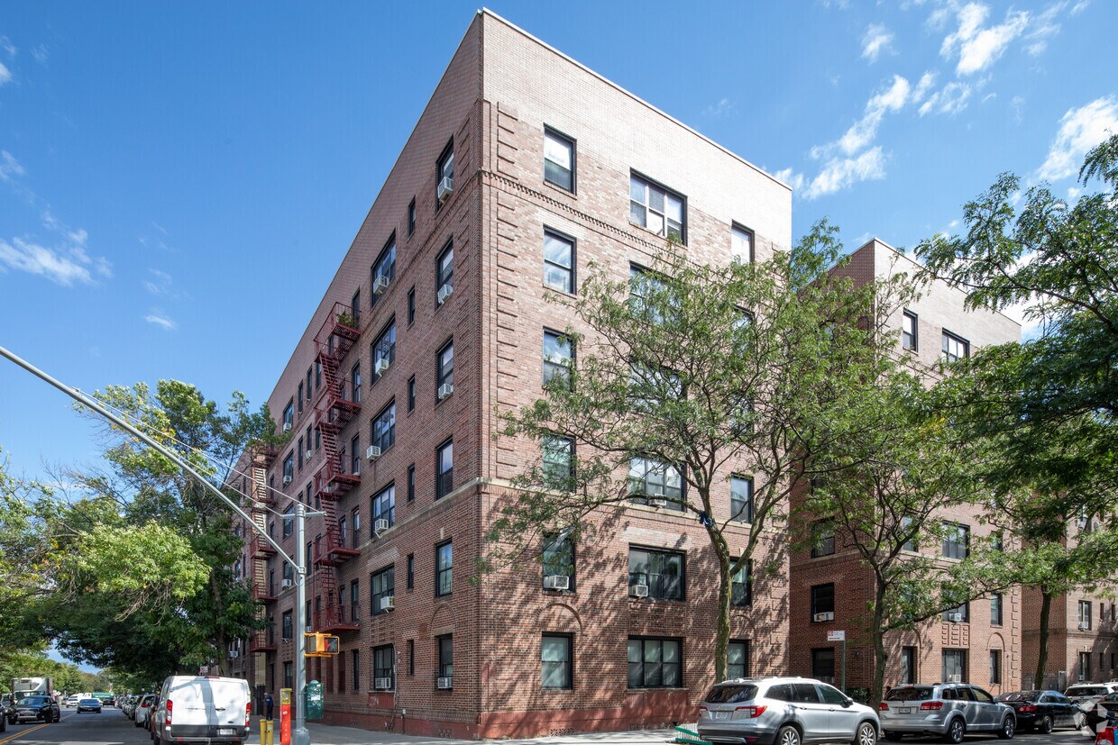 Primary Photo - 35-05 94th St