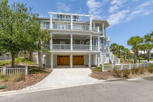 Building Photo - 681 Ocean Palm Way