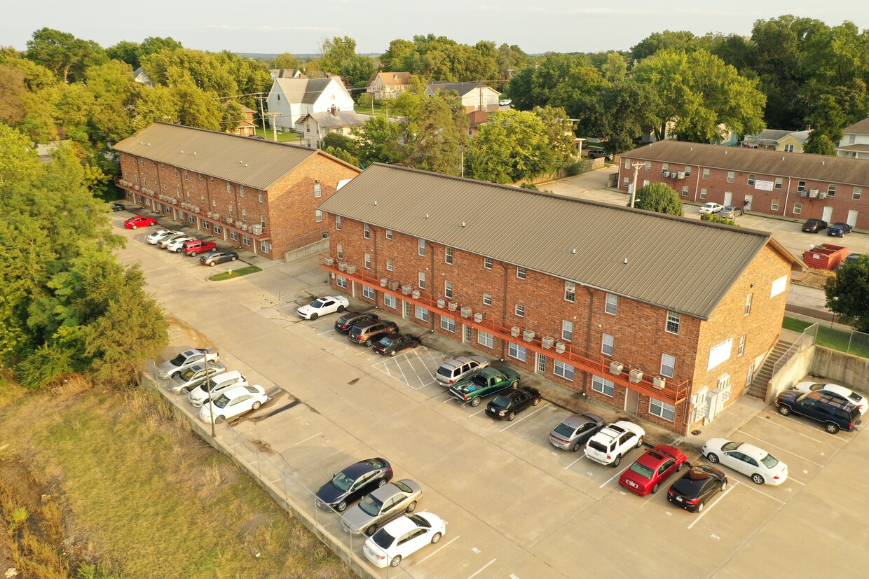 109 Commercial St, Warrensburg, MO 64093 - Apartments in Warrensburg ...