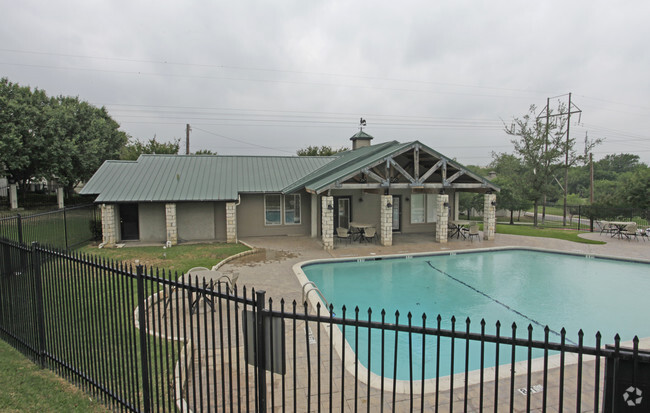 Piscina - Willow Tree Apartments