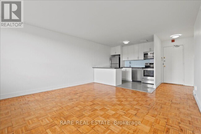 Photo du bâtiment - 3111 Eglinton Ave E