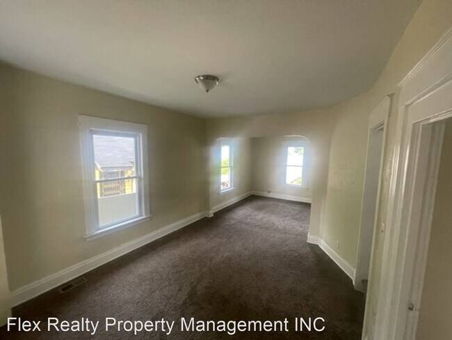 Foto del edificio - 3 br, 1 bath House - 3241 N DETROIT