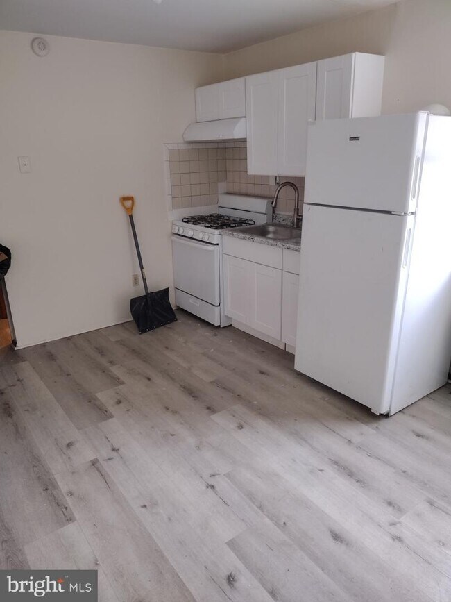 Foto del edificio - 2029 E Stella St