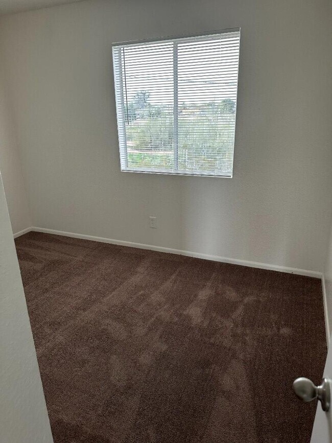 Building Photo - 2 bedroom in GILA BEND AZ 85337