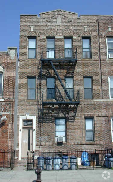 Primary Photo - 7510 20th Ave