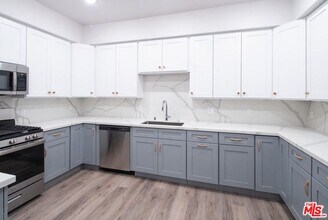 Building Photo - 3672 Jasmine Ave