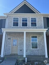 Building Photo - 1024 Keyes Pl