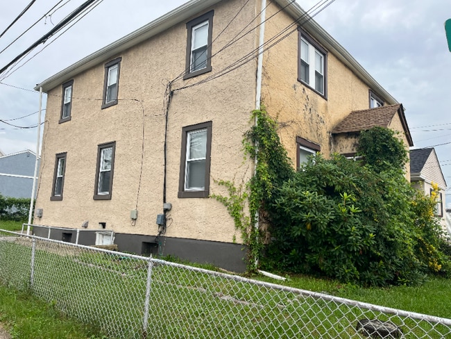 Photo - 1003 Clifton Ave Apartment