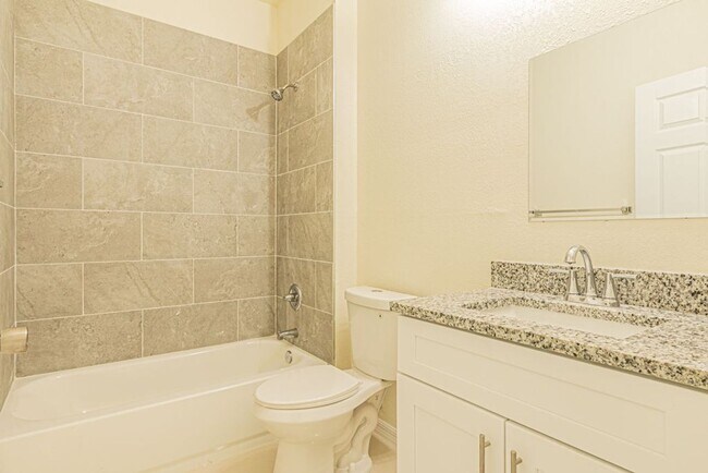 Foto del edificio - 3BR/2BA Home with 1-Car Garage in Prime SW Lehigh Acres – Brand New Construction