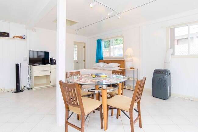 Foto del edificio - 1153 Kina St