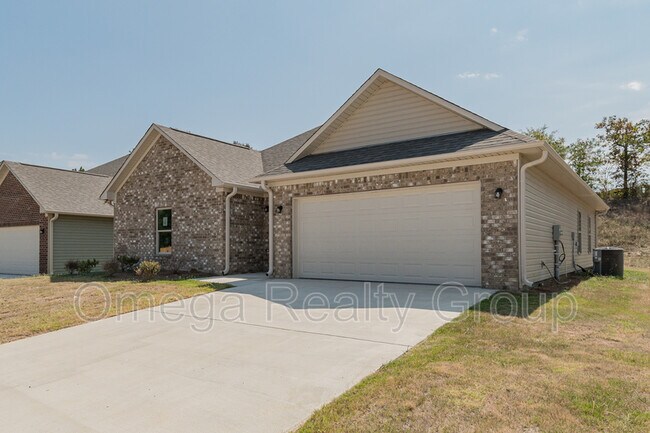 Building Photo - 129 Shiloh Creek Dr