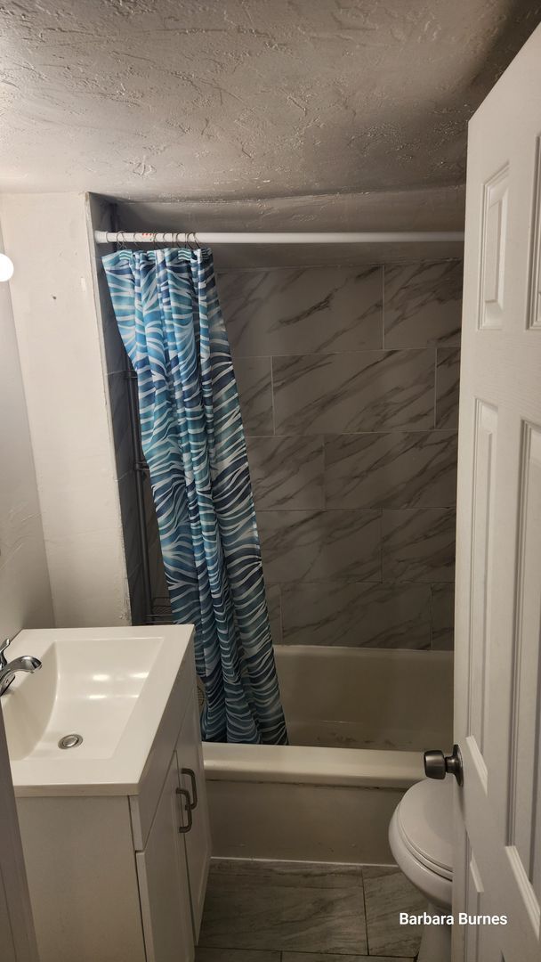 Foto del edificio - 550 Live Oak Ave