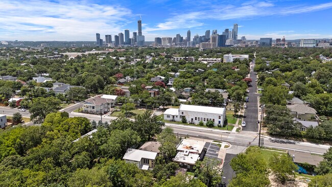 Foto del edificio - 1309 Chestnut Ave