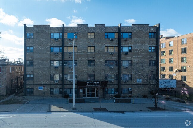 Building Photo - Dorael South Condominiums