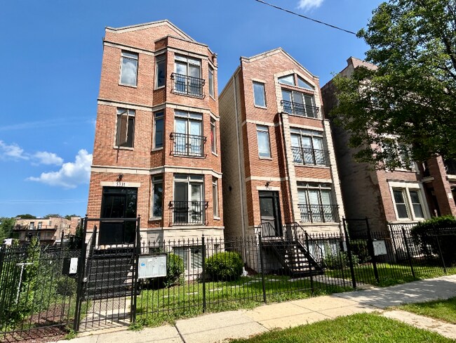 Building Photo - 5331 S Calumet Ave