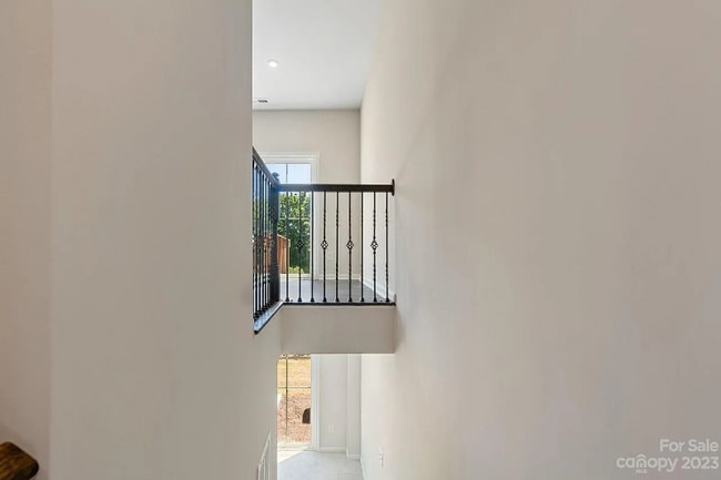 Building Photo - 2523 Grantham Place Dr
