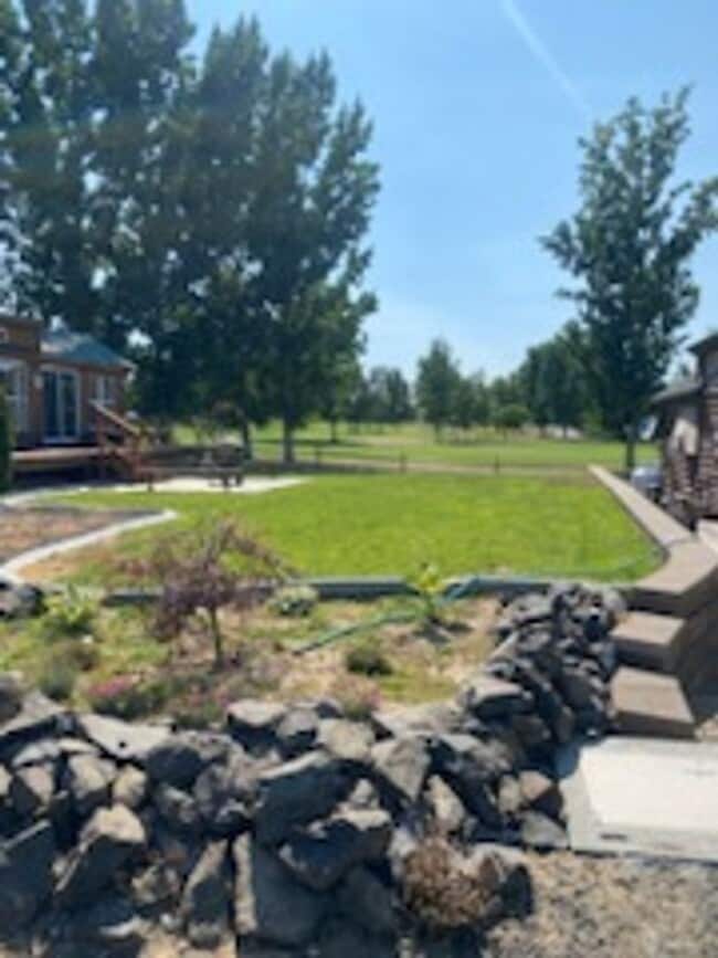 Building Photo - Mardon/ Potholes Tiny Home- Hunting/ Fishing/ Golfing/ Community Events