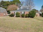 Primary Photo - 333 Castlewood Ct